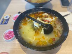 -苗乡米线(建军路店)