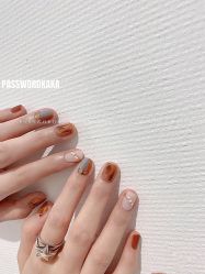 -悦指间美甲美睫