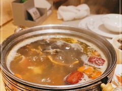 -雍和会海鲜姿造自助(湖东路店)