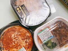 -全家便利店(虹桥路四店)