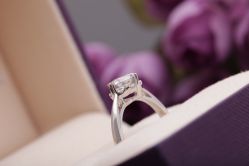 威德钻戒4-威德钻石-克拉钻大本营(南京东路店)