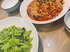 -小四川菜馆(托乐嘉店)