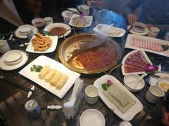 -小天鹅火锅·一线江景洪鼎旗舰店(洪崖洞店)