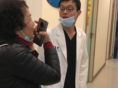 -维乐口腔(美维云门诊陆家嘴店)
