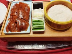 -石家饭店·百年老字号(灵岩山穹灵路店)