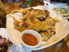 -头上红煨盐鸡·非遗院子餐厅