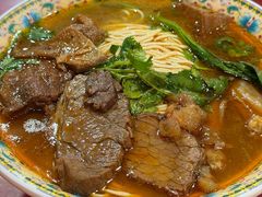 牛三宝汤面-金杨拉面王小吃面馆·牛三宝面·红烧牛肉粉