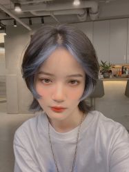 -变画·发型STUDIO