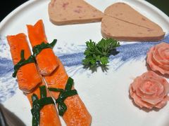 -得意咚瓜·顺德鱼生·冬瓜火锅(深圳首店)