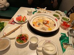 -三人行骨头王火锅(长寿店)