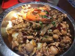 牛蛙煲-胖哥俩肉蟹煲(湖滨银泰in77店)
