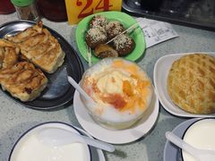 -芬芳甜品(同福路店)