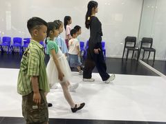 -潮童星少儿模特时尚中心(黄浦博荟广场店)