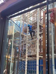 -PIPIKINGDOM皮皮王国欢乐号(欢乐海岸购物中心店)