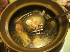 -鑫悦楼煎蟹·16年海鲜大排档