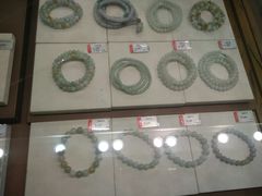 -华夏典当行(龙德广场店)