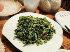 -滇香肴·云南菜蒸汽石锅鱼(云南北路店)