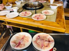 -蜀滋香鲜鱼美蛙火锅(339店)