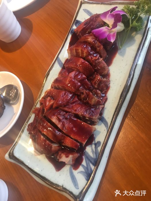 院落创意菜秘制腐乳鸭图片