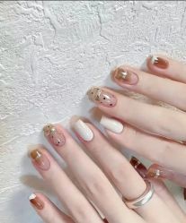 -悦指间美甲美睫