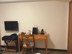-上海南泉酒店(塘桥地铁站店)