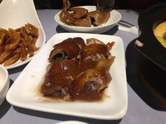 -御花园·粤菜·海鲜火锅(中山公园店)