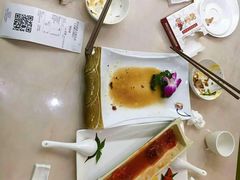 -有米猪港式餐厅