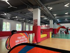 -悦动体能篮球羽毛球网球(三里河店)