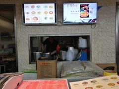 -红鼻子桂林米粉(金唐新光界店)