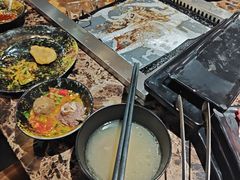 -牛里牛气· 榴莲海鲜鲜牛肉自助火锅·烤肉(横岗店)