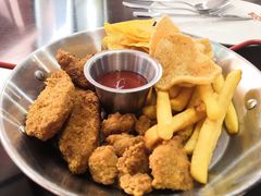 -百好乐宠物友好餐厅(朝外大街店)