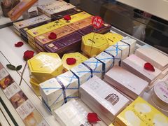 -好利来(高新枫叶广场店)