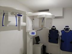 -耀光牙科(南园店)