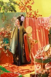 -九月鹰飞汉服摄影工作室