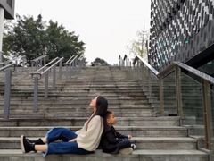 -知美术馆