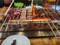 -哈尔滨小酒馆·鲜肉现穿自助烧烤(康新花园店)