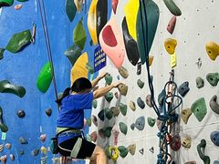 -问山MountQuest攀岩馆