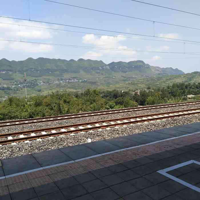 织金站-"来织金洞玩 火车七点三刻到站 天已经基本."-大众点评移动版