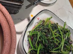-小凤庭·地道湖北菜武昌鱼·铫子藕汤(黄鹤楼店)