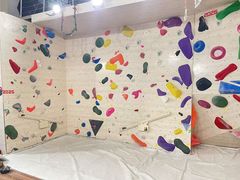 -啸岩馆 Roaring Climbing Gym