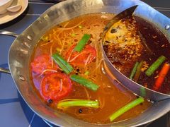 -由衷贵州酸汤牛肉火锅(新桥店)