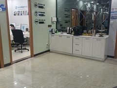 -茂菊口腔连锁(浦东南路店)