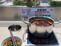 -逸山伍自转小火锅(翠南路店)