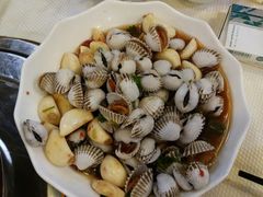 -渝君重庆火锅(嘉宾路店)