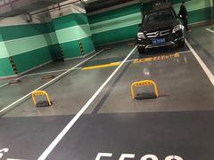 -Iapm环贸地下车库