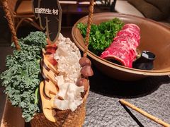 -三出山火锅(南京万象天地店)