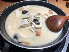 土家手掰柴火豆腐-吃饭皇帝大(合生汇店)