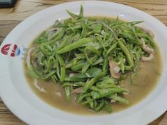 -小船渔村•大连菜•大连焖鱼(明泽街店)