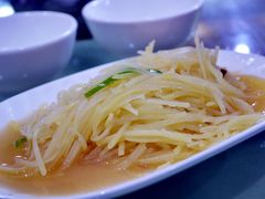 -维吾尔餐厅(宜山路店)