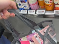 -Olive Young(明洞旗舰店)